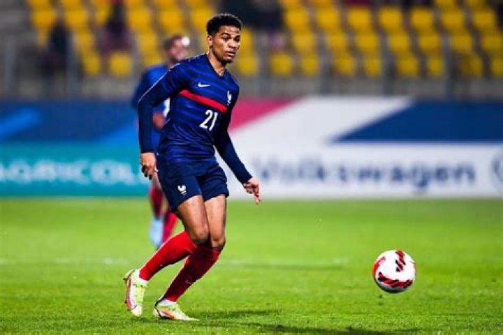 Amine Adli Origine Parents