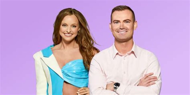 Everything About Carly Hallam, Daniel Tosh’s Wife – Celebsgraphy