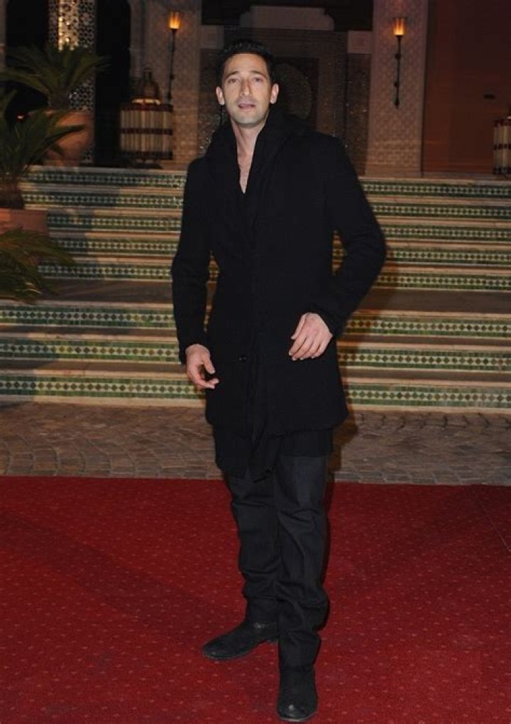 How tall is Adrien Brody