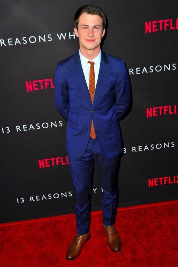 How tall is Dylan Minnette