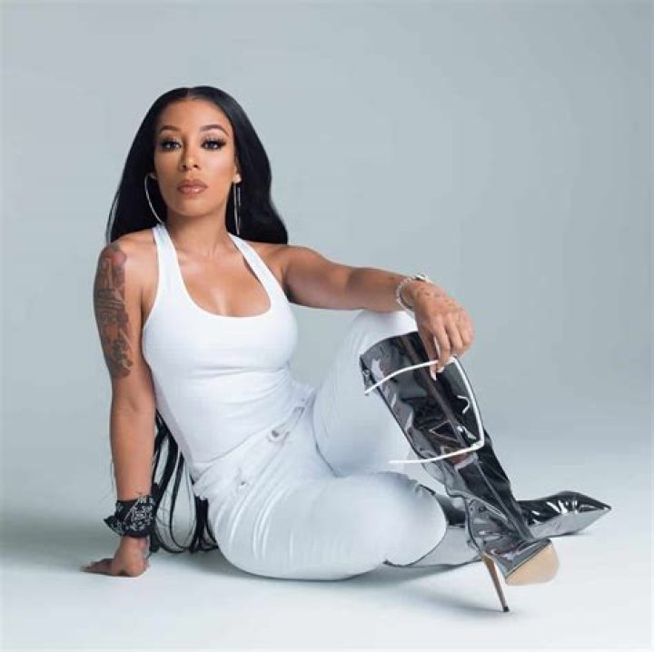 How tall is K. Michelle
