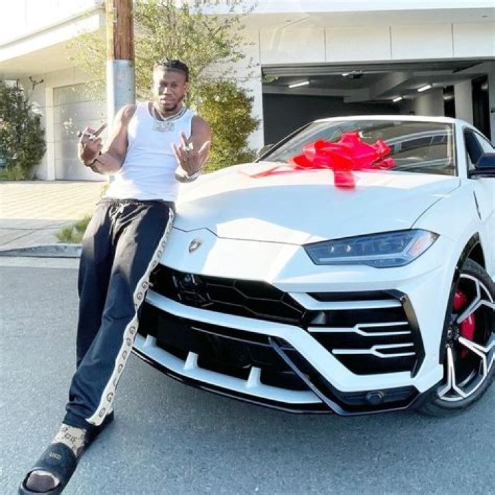 Justzik1 Age | Wiki, Net worth, Bio, Height, Girlfriend ?