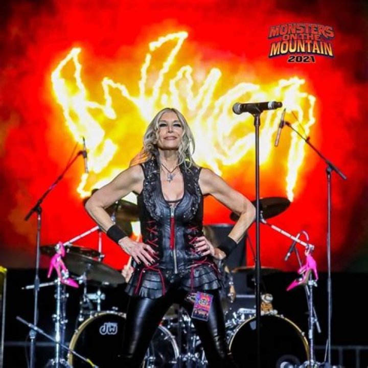 Lorraine Lewis Age | Wiki, Net worth, Bio, Height, Husband