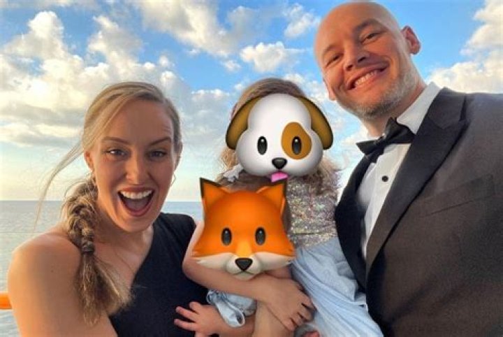 Rochelle Roman – Celebsgraphy