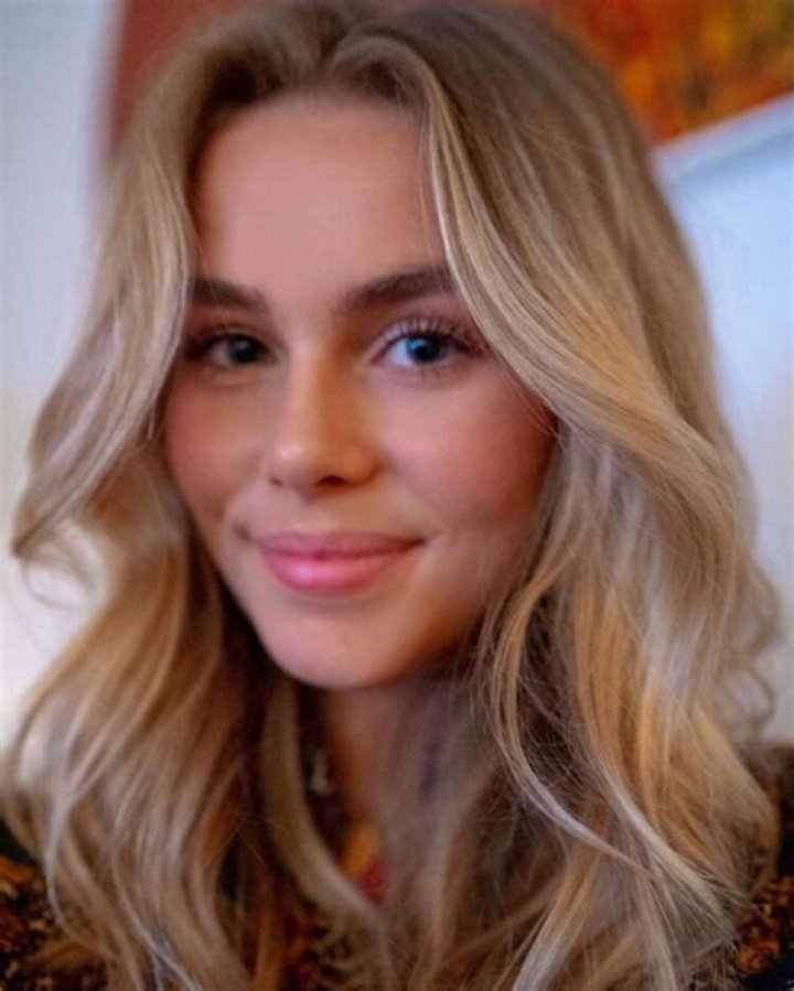 Thea Kornum – Celebsgraphy