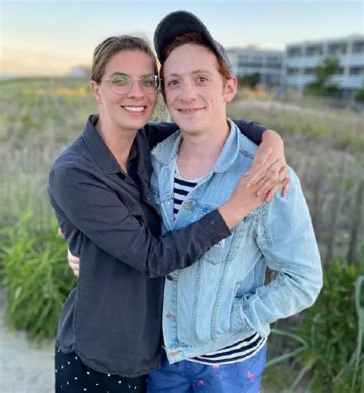 Who is Lilly Jay? Wiki, Biography, Age, Net Worth, Family, Husband, Kids & More